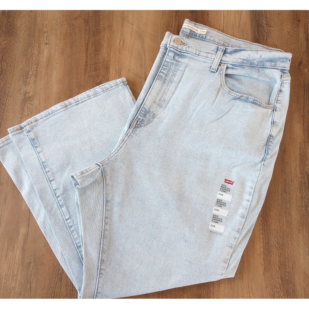 Levi's Women's High Waisted Cropped Flare Jeans Size:20W Light Acid Wash NWOT